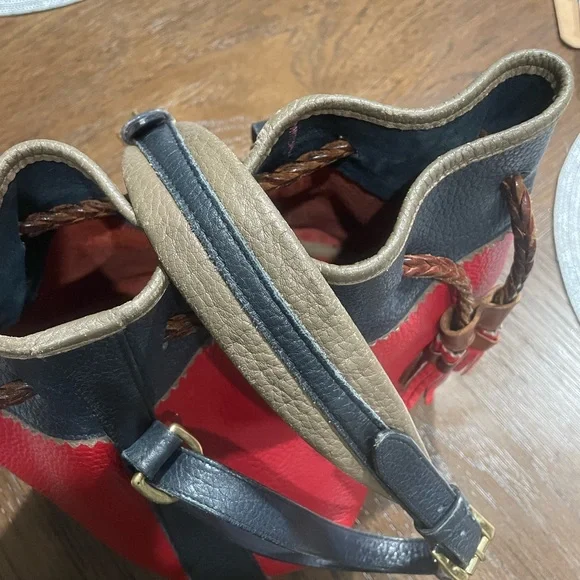 Vintage Dooney & Bourke Drawstring Bucket 
Bag - Picture 8 of 11